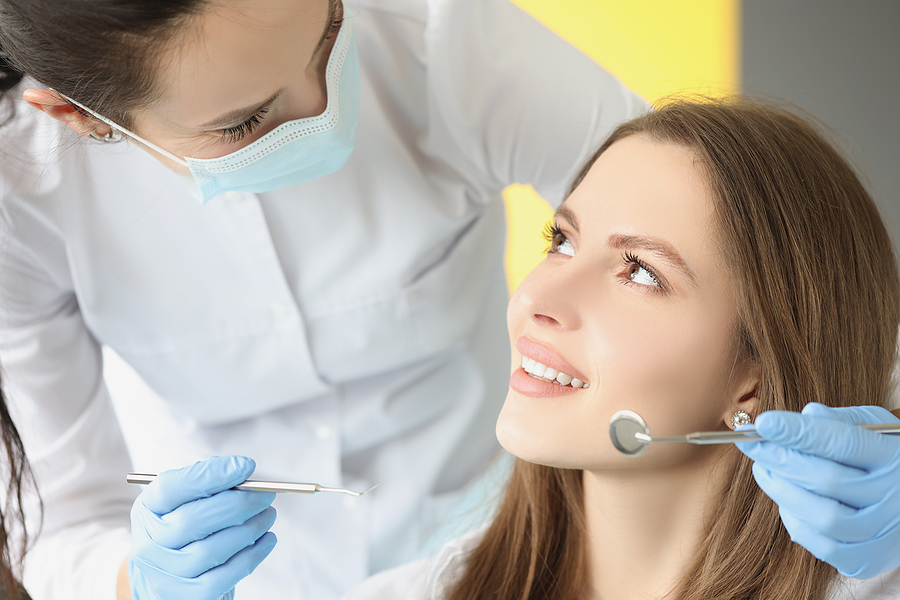 Understanding Gum Disease: Key Symptoms That Indicate a Need for Professional Help
